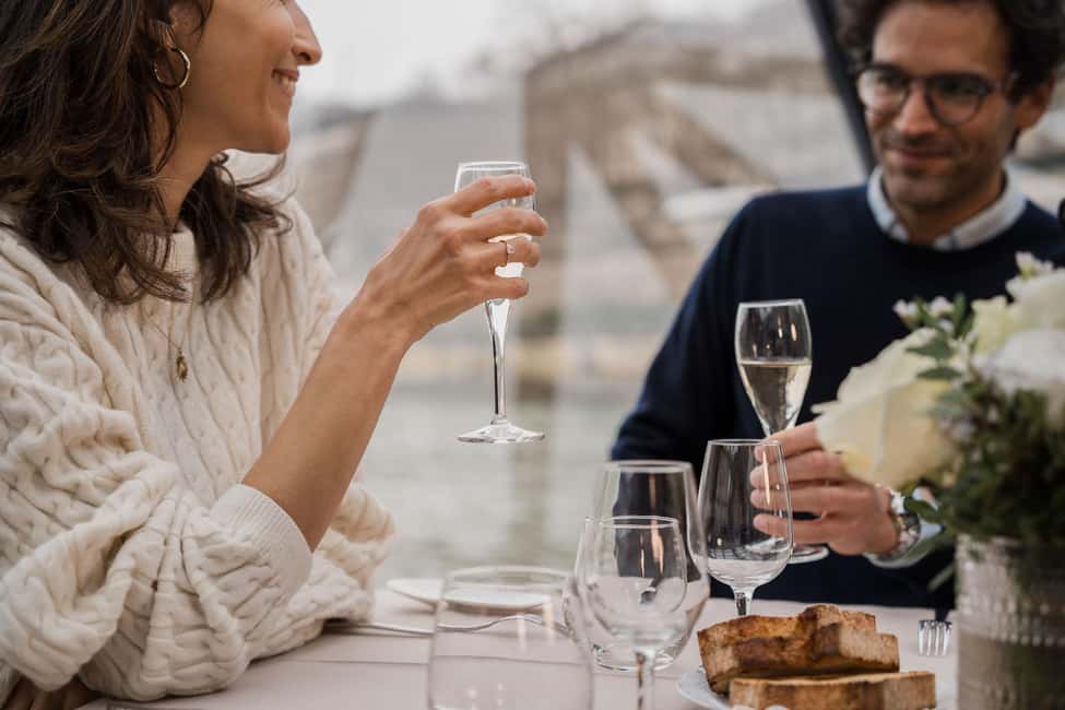 Paris : Valentine's Day Diner Cruise on the Seine river - Should You Book This Valentine’s Day Seine Cruise?