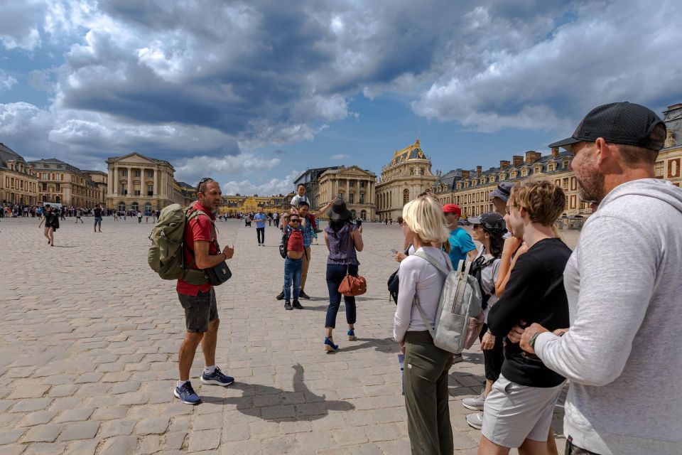 Paris: Versailles Palace and Queen Hamlet E-Bike Tour - Trianon Stop-overs and Marie-Antoinette’s Hamlet at a Realistic Pace