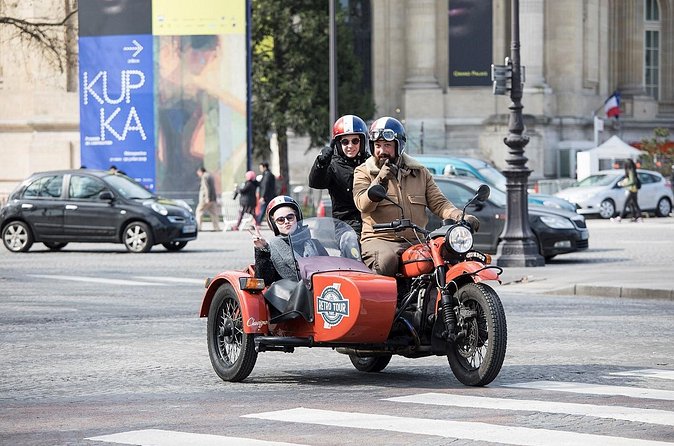 Paris Vintage Private & Bespoke Tour on a Sidecar Motorcycle - Eiffel Tower Views: The Classic Stop You’ll Feel in Your Photos