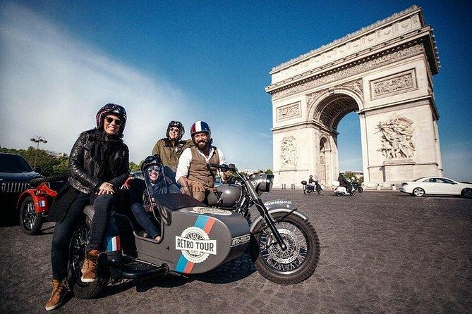 Paris Vintage Sidecar Tour – Emily in Paris highlights - Pickup from central Paris vs meeting at Place Saint-Michel
