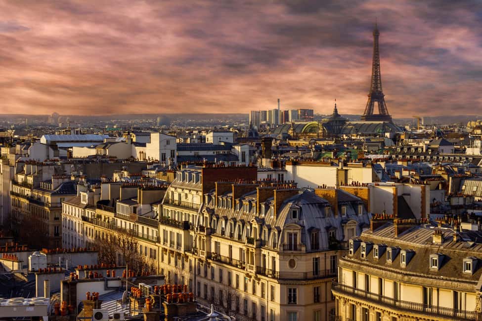 Paris VIP: Landmarks & Sightseeing Chauffeur Driven Tour 3hr - Shopping Time That Actually Fits: Avenue Montaigne to Galeries Lafayette