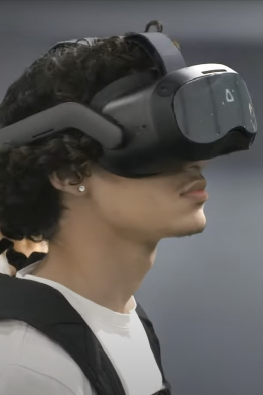Paris: VR Experience "L'Horizon de Khéops" - What happens when you become a giant avatar