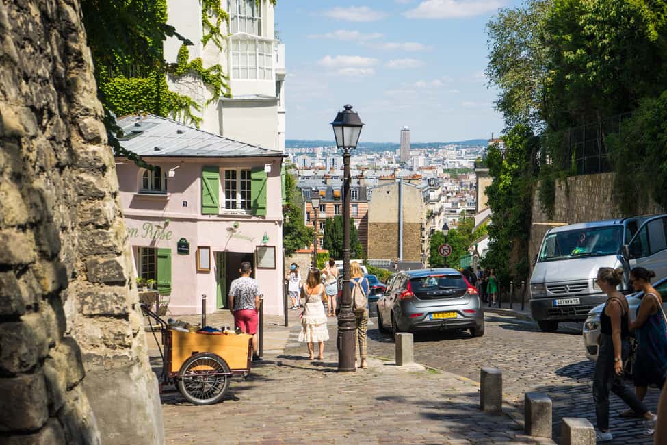Paris: Walking Tour of Montmartre - Who should book this Montmartre walking tour