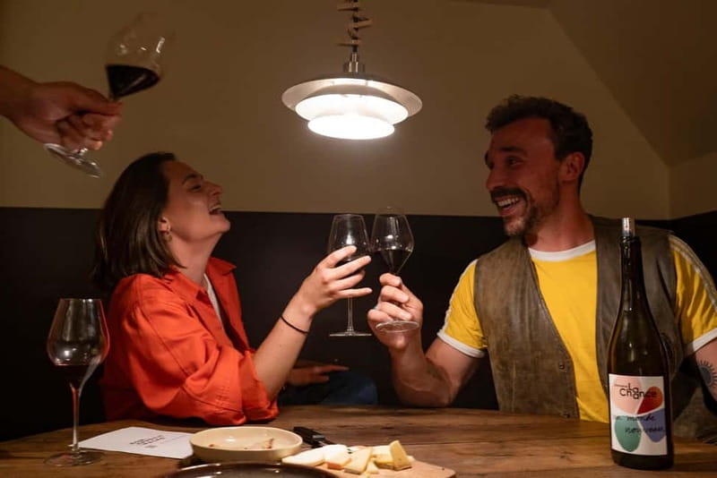 Paris : Wine and Whimsy, The wine tour of Montmartre - Stops 5 and 6: Two Longer Tastings (45 Minutes Each)