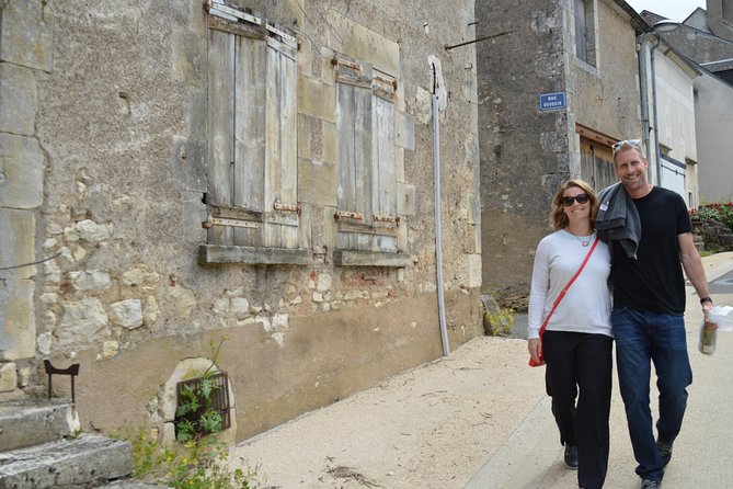 Paris Wine Day Tours exclusive wine tour in the Sancerre area - Sancerre stop: two winemakers, cheese tasting, and a walk in the vines