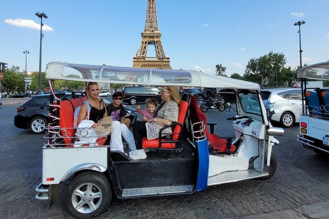 Paris with a Tuk Tuk - Private 2-Hour TukTuk Tour - Louvre and Notre-Dame: Icon Exteriors Without Ticket Pressure