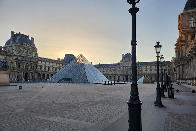 Paris Without People - Sunrise Bike Tour & Breakfast - Guide impact: names you might meet and the way they pace the ride