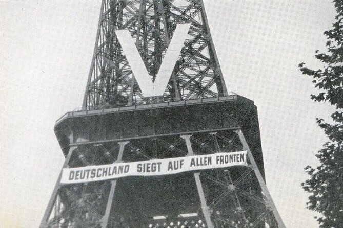 Paris WW2 The German Occupation Small group or Private tour - Stop 4: Place de la Concorde finish—guillotines, German HQs, and the Grand Palais scars