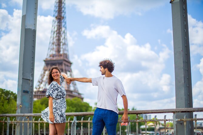 Paris: Your Own Private Photoshoot at the Eiffel Tower - Finding Your Photographer at 8 Port de Suffren