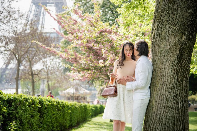 Parisian Life Style Private Photo Shoot at Eiffel Tower - The Photographer Factor: Isadora and Luis-Type Professional Energy