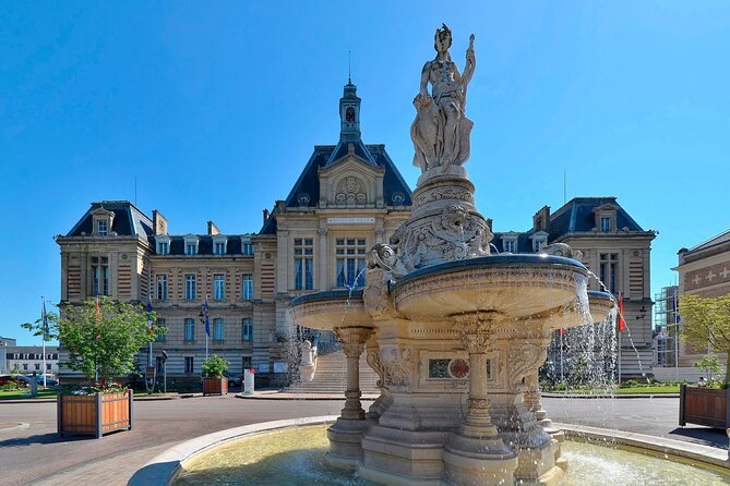 Parisian Love Affair: Elegant Romance Private Tour in Paris - The Guide Makes or Breaks the Experience