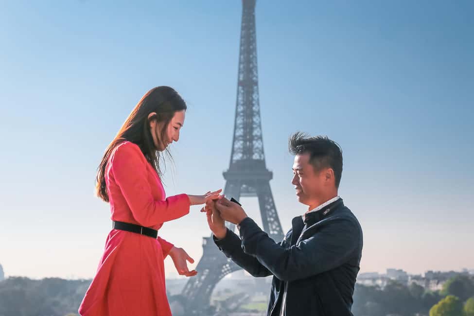 Parisian Proposal Perfection. Photography/Reels & Planning - Price and value: $318 per group up to 2