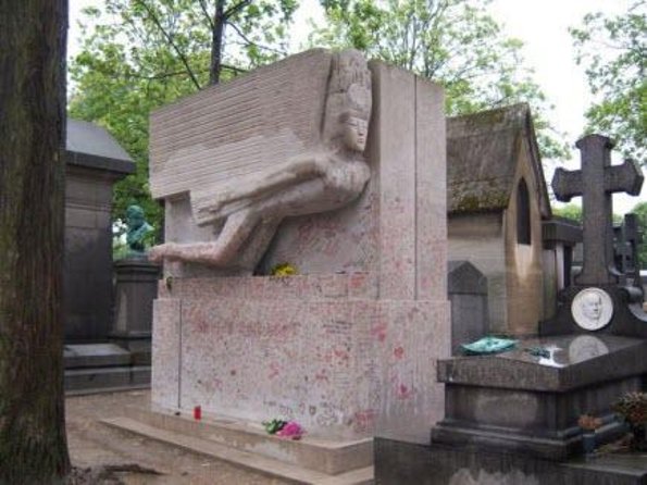 Père Lachaise Cemetery Tour: A Stroll Through Immortal History - Key highlights at a glance