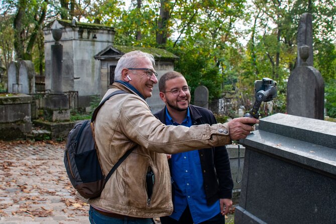 Père Lachaise Cemetery Tour: A Stroll Through Immortal History - Why Père Lachaise works best with a guide