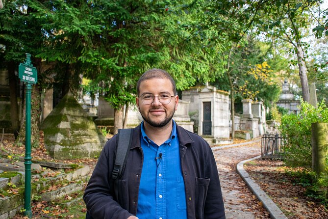 Père Lachaise Cemetery Tour: A Stroll Through Immortal History - The 2-hour plan: small group pacing that actually works