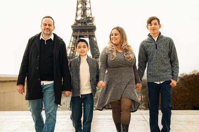 Photoshoot in Paris - Eiffel Tower - What’s included vs. what’s not (the limits that matter)