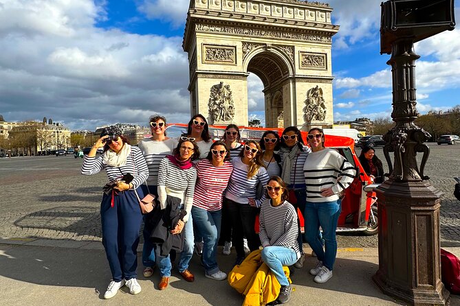 Premium private tour of Paris in an Electric TukTuk (4 hours) - Comfort in real Paris weather: blankets and rain cover actually help