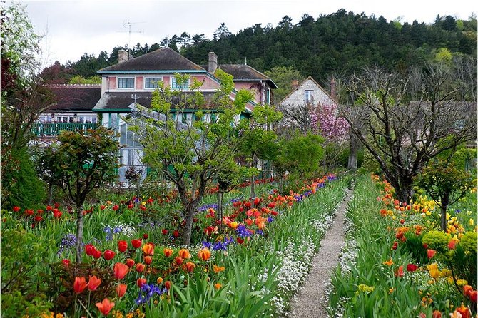 Private 5-hour Round Transfer to Giverny, Claude Monet museum from Paris - Your Giverny window: about three hours where it counts