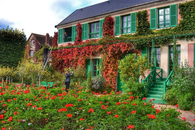 Private 5-hour Round Transfer to Giverny, Claude Monet museum from Paris - Tickets and guide options: plan this part early