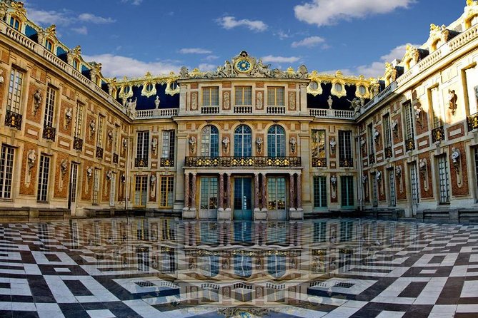 Private 5-hour round transfer to Versailles from Paris. Best offer! - Versailles gardens: geometric patterns and outdoor time