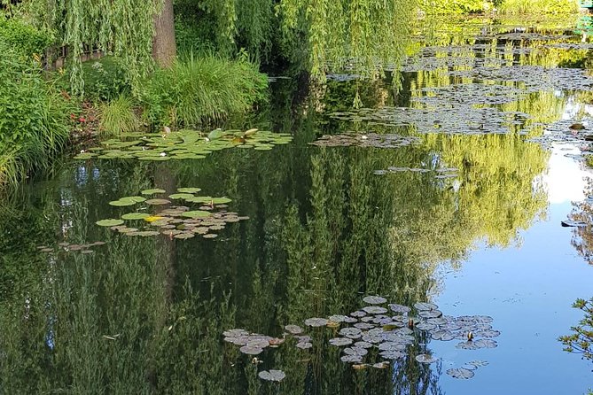 Private Car Trip to Giverny Garden from Paris - What the driver helps with, and what you handle yourself