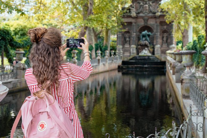 Private City Kickstart Tour: Paris - Gérard Mulot, Pont des Arts, and the walk-as-a-worldview approach