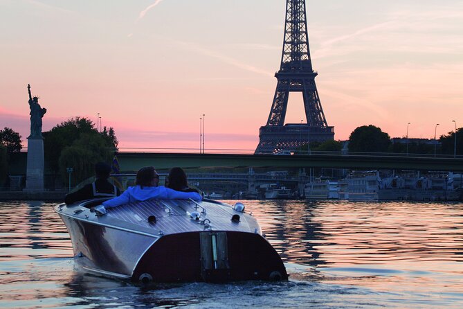 Private Cruises in the Heart of Paris - Getting the best photos from the water (without stress)