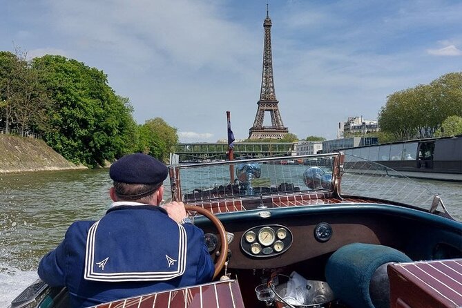 Private Cruises in the Heart of Paris - The route: Eiffel Tower, Pont Alexandre III, Notre-Dame, and Île Saint-Louis