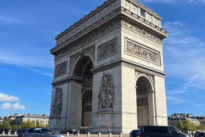 Private Driver Airport Paris - Airports and train stations: what the experience is like