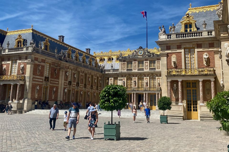 Private Fontainebleau, Versailles, Trianon from Paris - Price and logistics: why $536 per person can actually feel fair