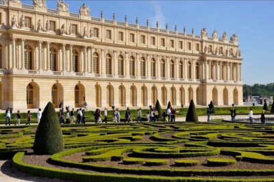 Private Full Day Paris trip including Louvre and Versailles with Pickup - Pickup and tickets: what’s handled, what’s not