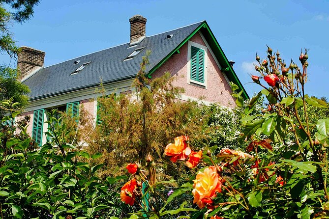 Private Giverny Monet’s House & Gardens Half-Day Tour from Paris - Giverny Village After Monet: The Best Part for Photos and Breathing Room