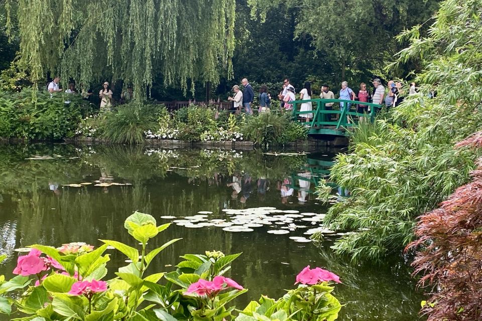 Private Giverny Monet’s House & Gardens Trip from Paris - Giverny Village Time: Cafés, Flowered Streets, and the Museum Option