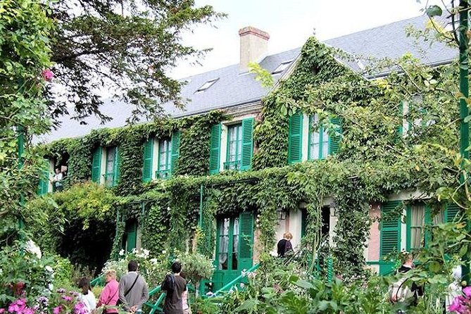 Private Giverny Roundtrip and Entrance Ticket from Paris - Pickup, transfer time, and what 6 hours really means