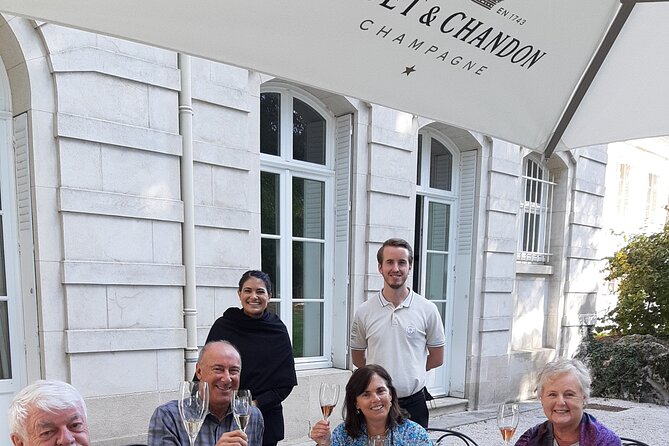 Private Guided Tour in Champagne from Paris with Moet&Chandon visit. - Price and value: what about $1,033 per person actually covers