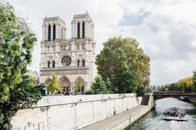 Private Historical Tour of Notre Dame - How the guide experience shapes what you take home