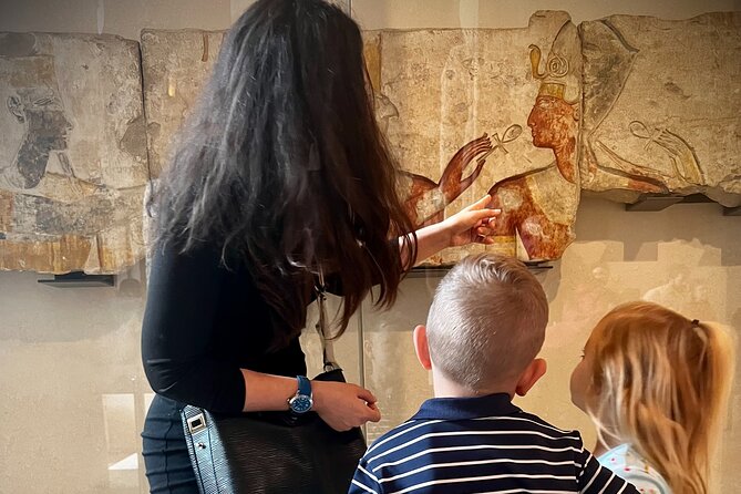 Private Louvre Tour in Paris for Kids and Families - Entering the Louvre Through a Family-Friendly Theme