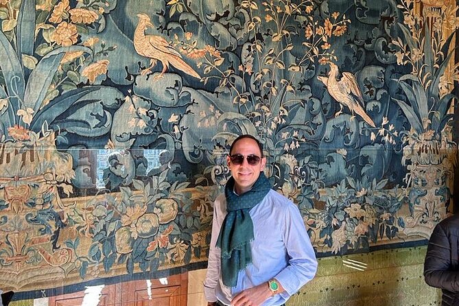 PRIVATE Louvre Wonders & Hidden Treasures Visit - Where You Meet and How the Day Flows (Rue Saint-Honoré to the Pyramid)