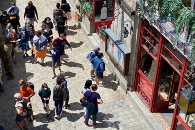 Private Mont Saint-Michel Trip by Mercedes from Paris with Lunch - Arrival at Mont Saint-Michel: lunch with panoramic views and the right kind of timing