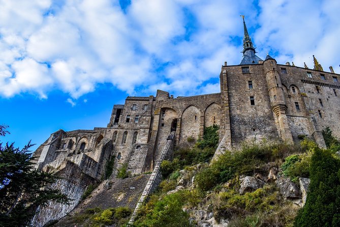 Private Mont Saint-Michel Trip by Mercedes from Paris with Lunch - The return ride: get your hotel back, not just your memories