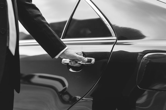 Private One Way Paris Airport (CDG-ORLY) Transfer Sedan From or To Paris - Comfort Details That Actually Help With Luggage