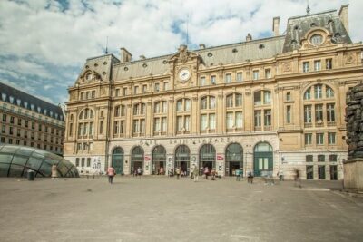 Private One Way Transfer frm Railways Station to Hot in Paris 1-3 - Private One-Way Means Fewer Moving Parts