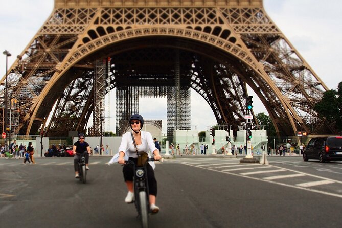 Private Paris electric bike ride with video - Latin Quarter, Saint-Germain-des-Prés, and Île Saint-Louis: where the city feels lived-in