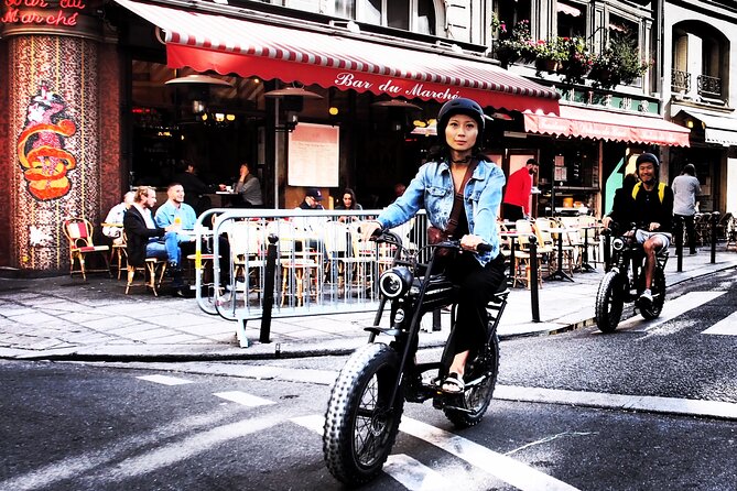 Private Paris electric bike ride with video - The souvenir video and photos: the best reason to do this on day one