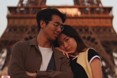 Private photo session with a professional in Paris - Avenue de Camoens Meet-Up and the Quick Confidence Boost