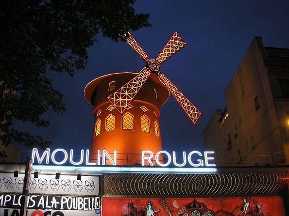 Private Photo Tour in Paris with a Professional Photographer - Montmartre Photo Tour With Mariana Nastase: Why It Works