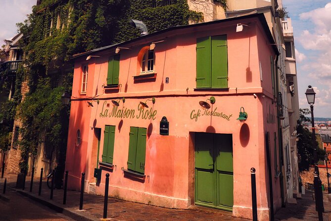 Private Photo Tour in Paris with a Professional Photographer - Privacy and Comfort: A Tour That Stays With Your Group