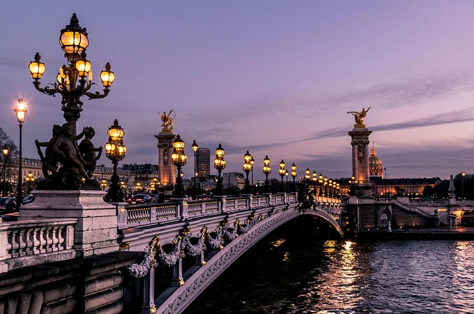 Private Sedan Transfer Charles de Gaulle Airport to Paris - Booking timing: how far ahead to plan