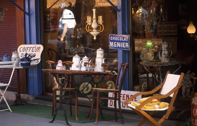Private shopping tour at the Paris Antique Flea Market - Key highlights you’ll feel fast