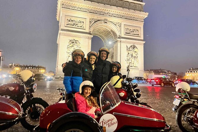 Private Sidecar Tour of Paris at Night with drinks - Why Paris at night works so well from a sidecar